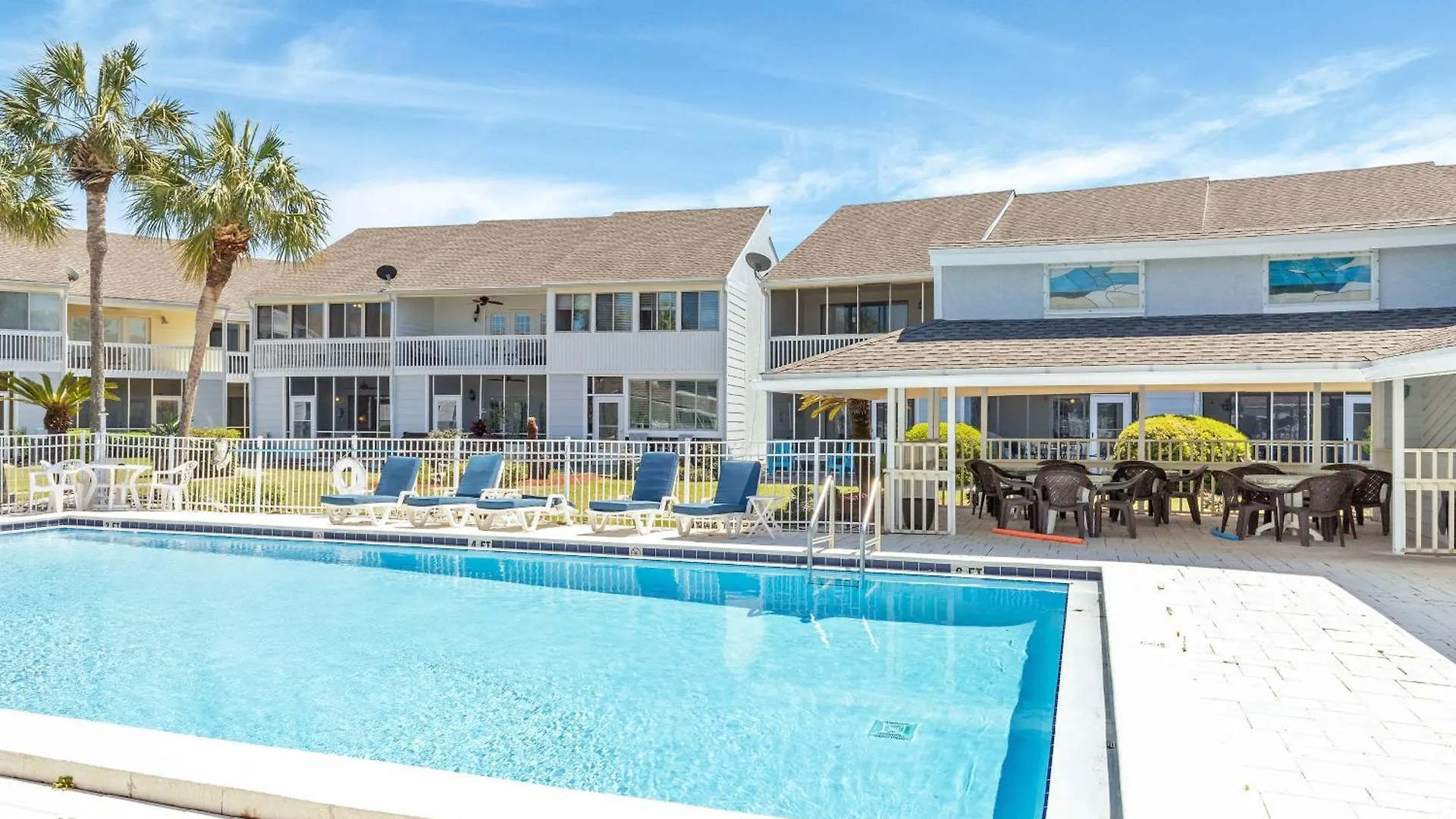 Apartment Sandpiper Cove 9136- By Holiday Isle Properties Destin